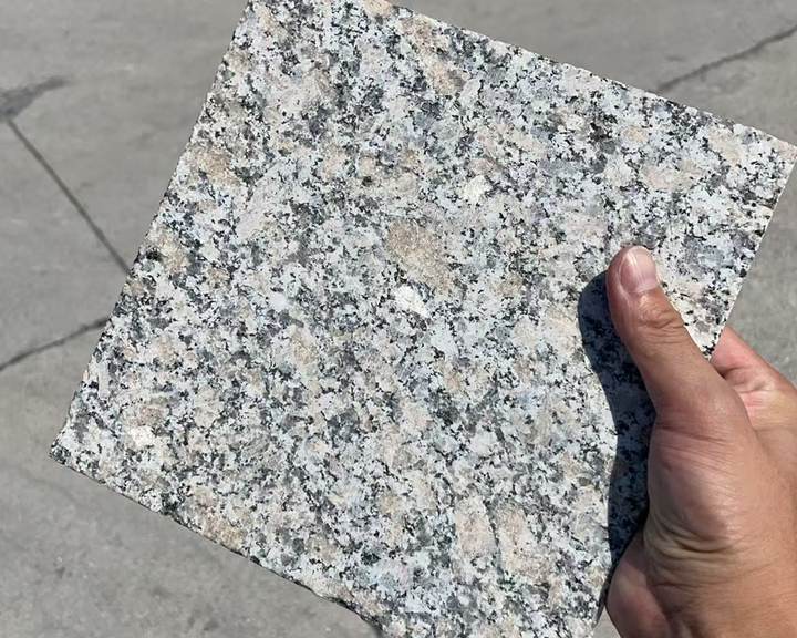 Moli Diamond Granite sample